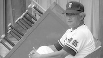 「水飲み厳禁の70年代にゲータレードを…」“高校野球の神様”蔦文也とは何者だったのか？ 教え子が池田高校グラウンドで目撃した「猛烈な献身」