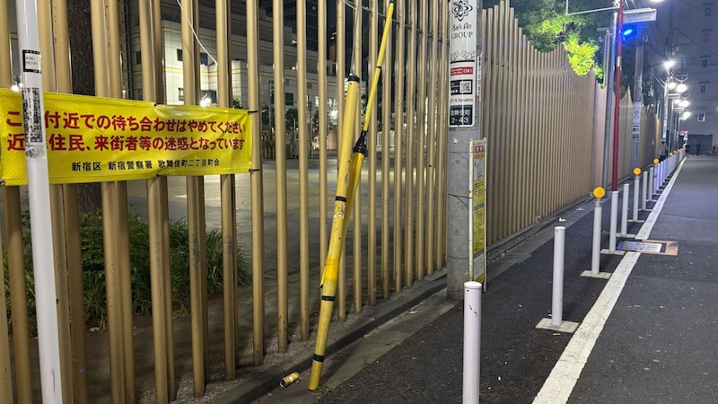 〈歌舞伎町・買春する男たち〉「立ちんぼ」が消えつつある大久保公園、なぜ彼らは残る?「男祭り」「キョウダイ」独自のつながりも…29歳女性記者が見たラブホテル街の夜