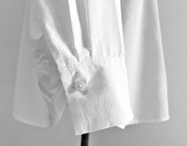 GU新作、神クオリティ「３色買いました」「細見えします」「全色買い」高見えシャツが大人気