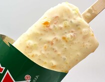 ファミマ、バカうま！神アイス爆誕「たまらない」「ビジュアル100点」このコラボはずるいわ