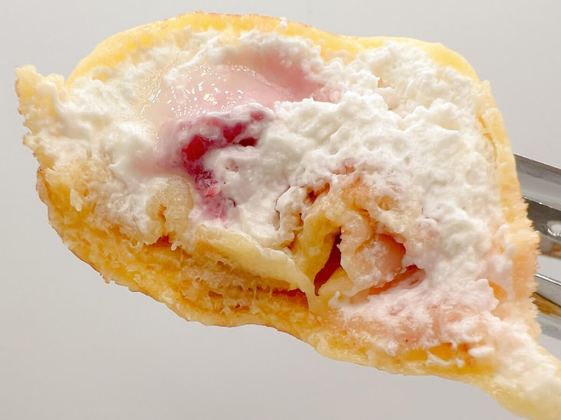 ファミマ「森永れん乳風味クレープ」が話題！