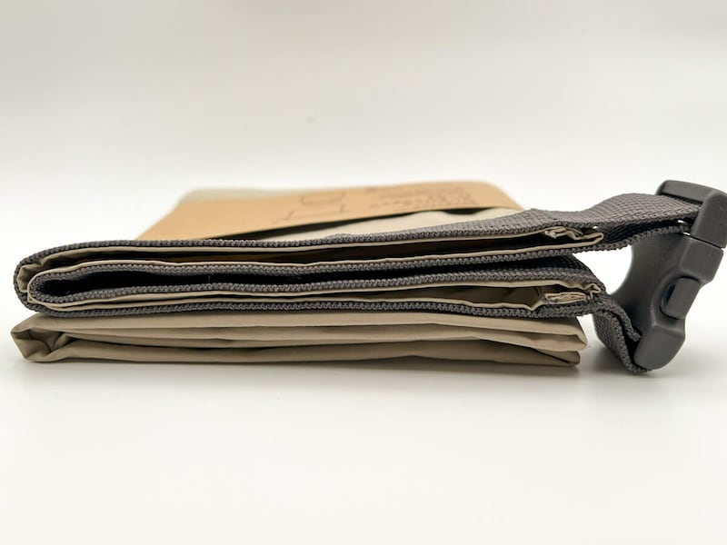 無印良品「高さが変えられる　ランチバッグ　ロールトップタイプ　大」が大人気