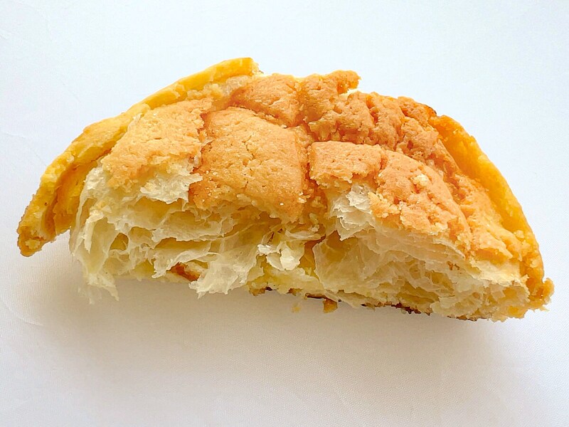 ファミマ「デニッシュメロンパン×クイニーアマン」が話題!