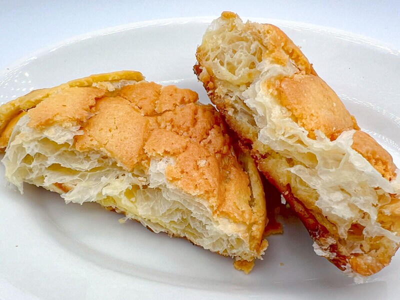 ファミマ「デニッシュメロンパン×クイニーアマン」が話題!