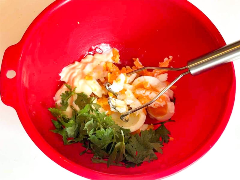 【マックナゲットアレンジ】パクチー香る!絶品チキン南蛮風