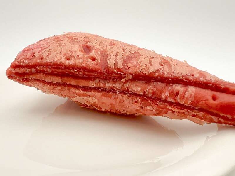 マクドナルド「三角チョコパイ いちごミルク味」