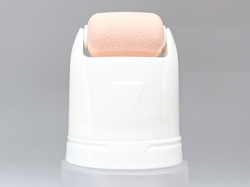 ダイソー「スポンジローラー詰め替えチューブ」