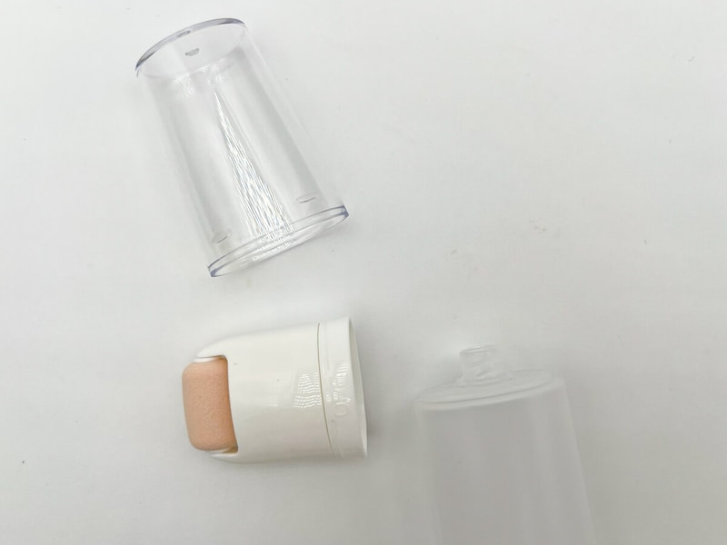 ダイソー「スポンジローラー詰め替えチューブ」