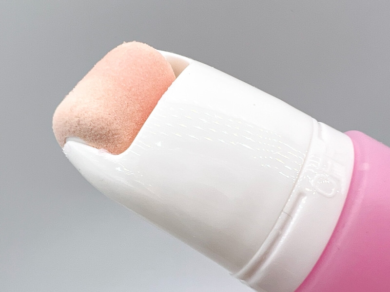 ダイソー「スポンジローラー詰め替えチューブ」