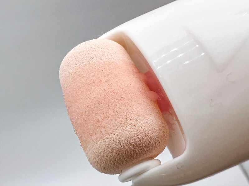 ダイソー「スポンジローラー詰め替えチューブ」