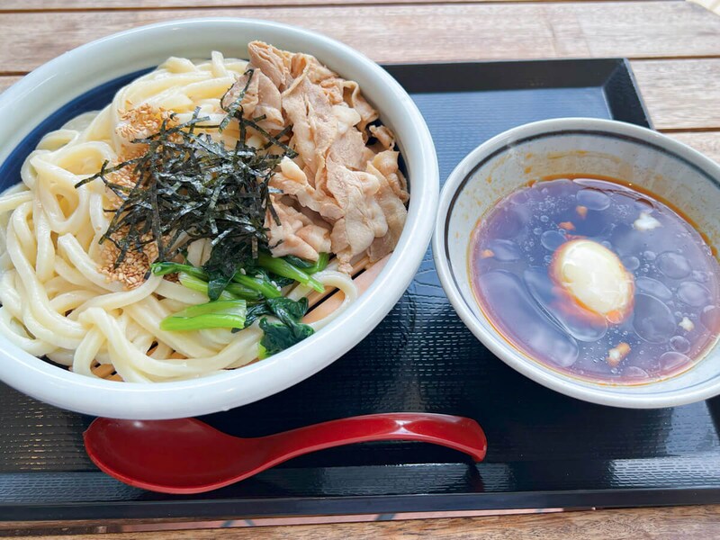 丸亀製麺「旨辛 豚つけ汁うどん」