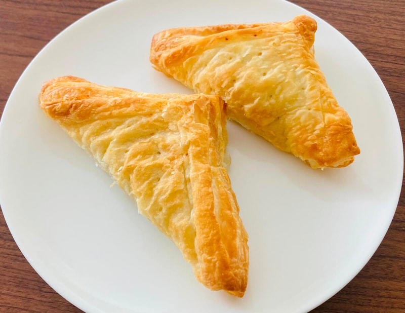 セブンイレブン「三角おさつパイ」