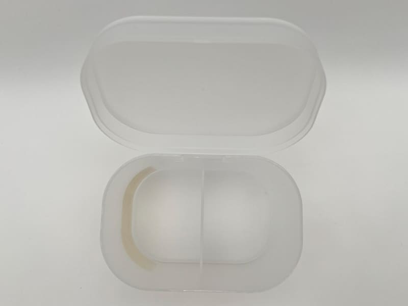 無印良品「再生ポリプロピレン入りコットン 綿棒ケース蓋付」