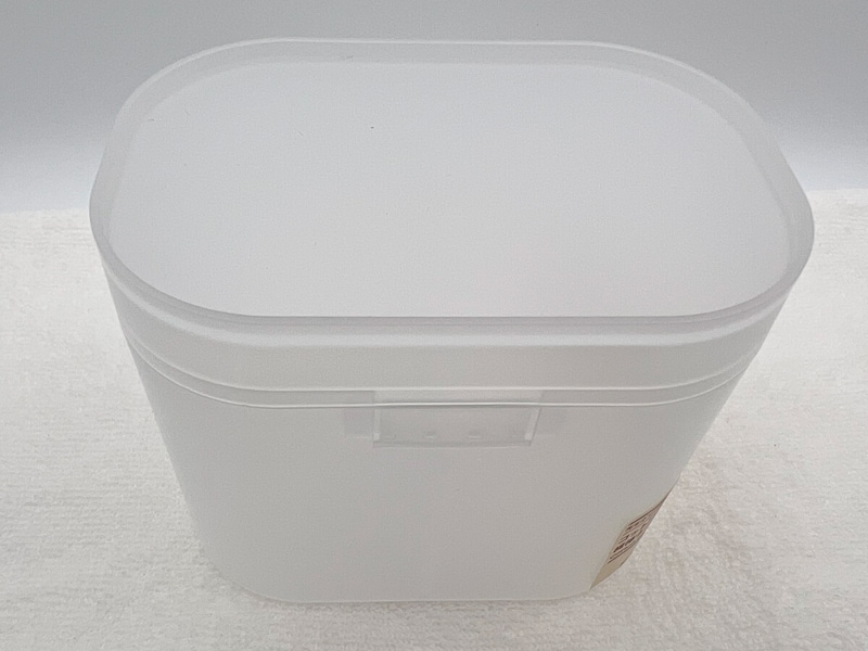 無印良品「再生ポリプロピレン入りコットン 綿棒ケース蓋付」