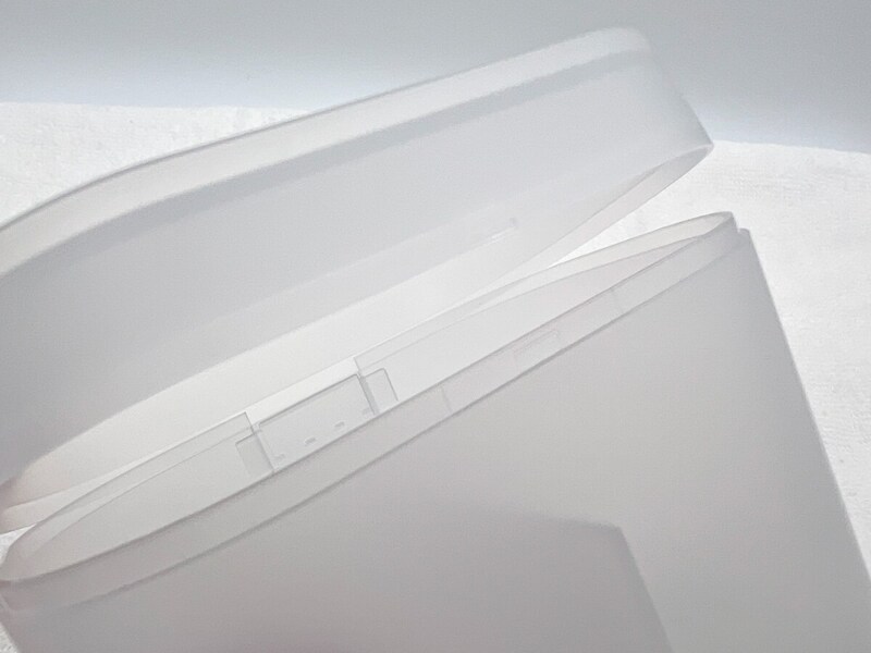 無印良品「再生ポリプロピレン入りコットン 綿棒ケース蓋付」