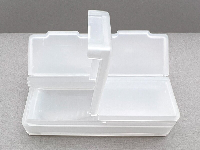 ダイソー「両面収納小物ケース」