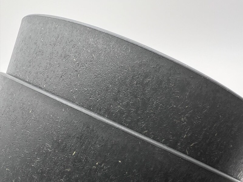 無印良品「レンジで使える ヤシの端材を使った 仕切り付きプレート」