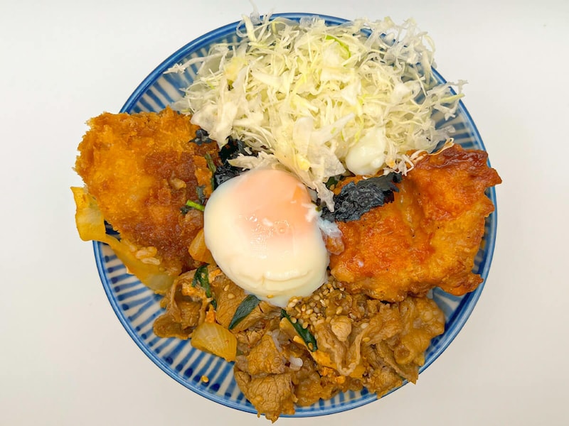 かつや「牛豚鶏のプルコギビビンカツ丼」