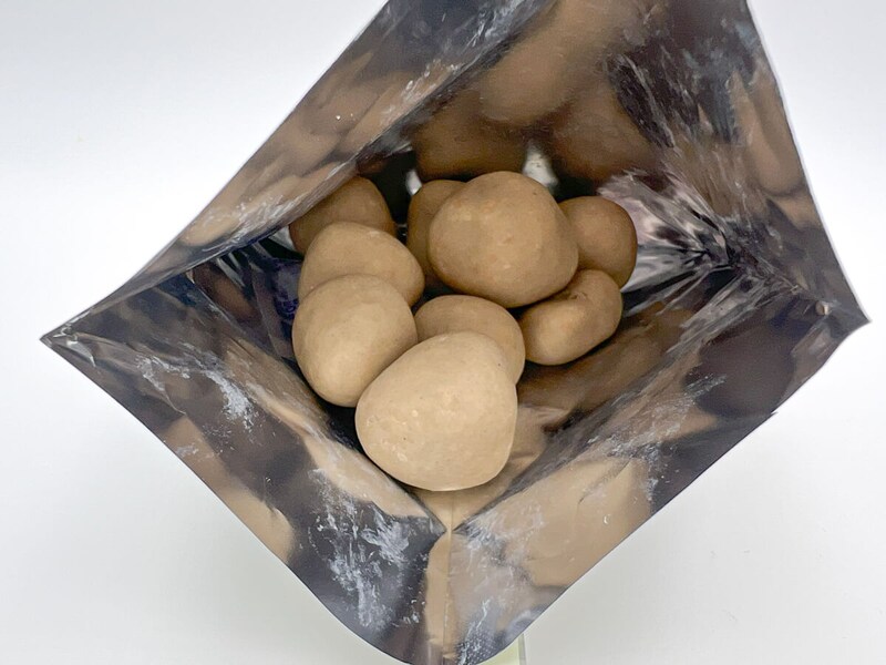 無印良品「不揃い アールグレイチョコがけいちご」