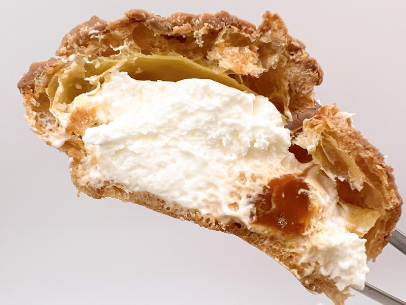 ローソンMERCER bisコラボ「Uchi Café×MERCER bis 生キャラメルクッキーシュー」