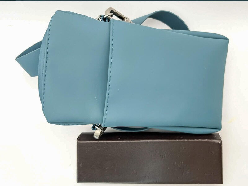 無印良品「自由に組み合わせられる収納ケース・長方形・縦型」