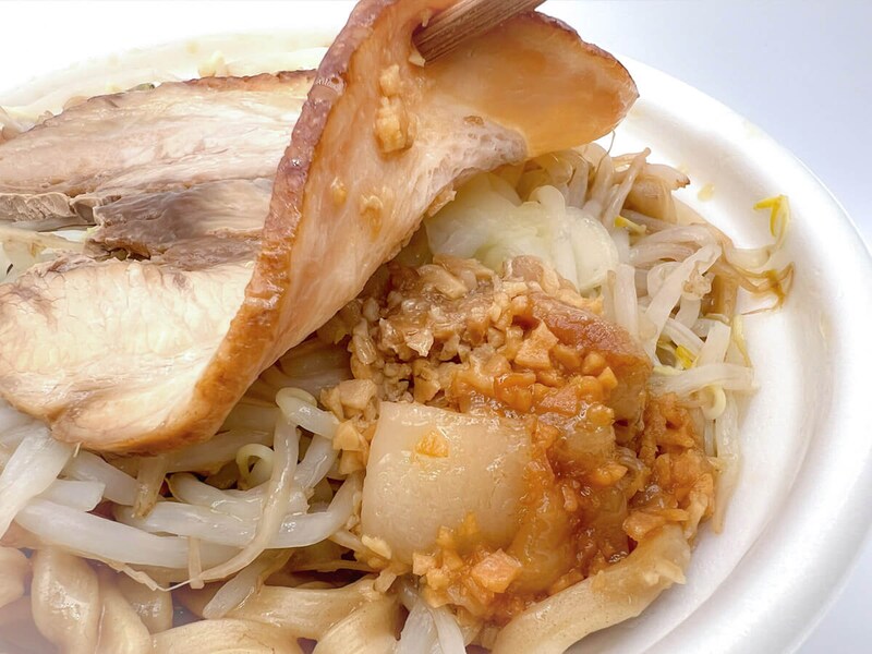 セブンイレブン「とみ田監修 デカ豚ラーメン」