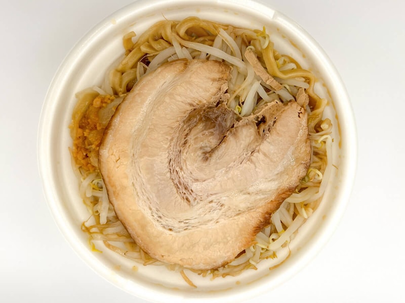 セブンイレブン「とみ田監修 デカ豚ラーメン」