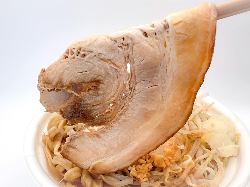 セブンイレブン「とみ田監修 デカ豚ラーメン」