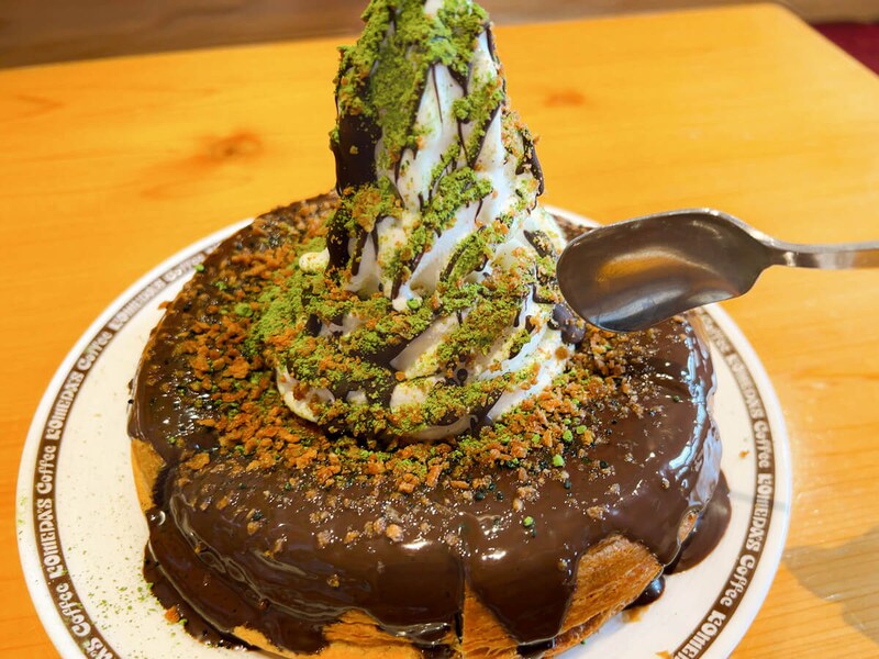 コメダ珈琲店「シロノワール ブラックモンブラン-宇治抹茶仕立て-」