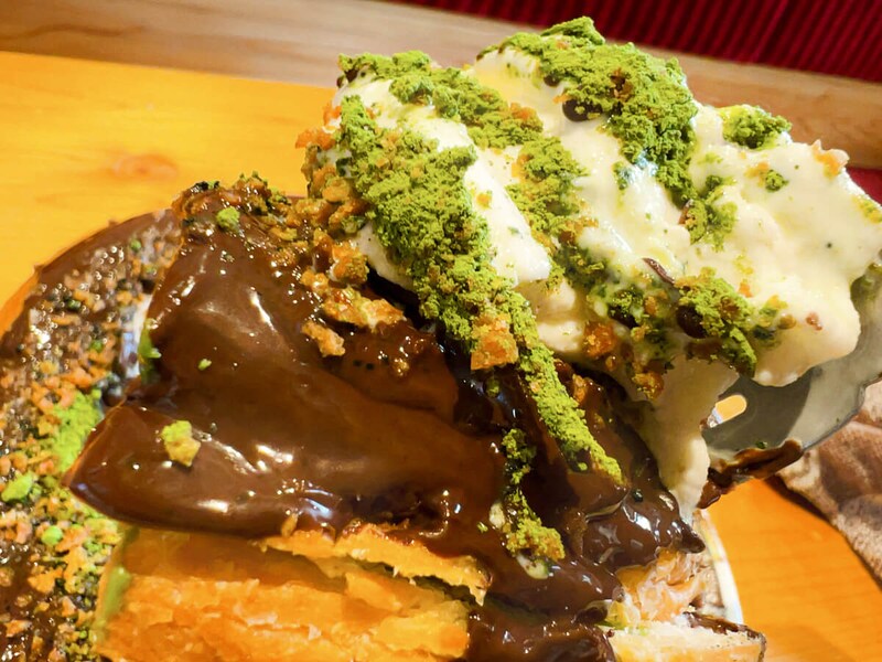 コメダ珈琲店「シロノワール ブラックモンブラン-宇治抹茶仕立て-」