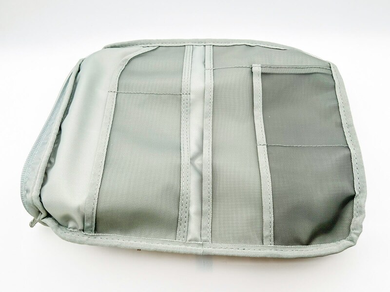 無印良品「ポケットが選べるコレクションケース A5ワイド」