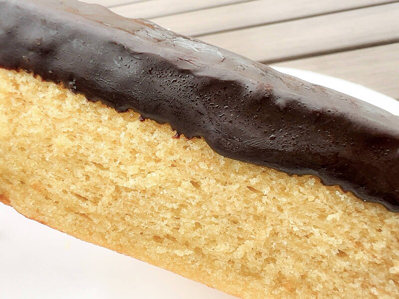 無印良品「不揃いバウム チョコがけバナナ」