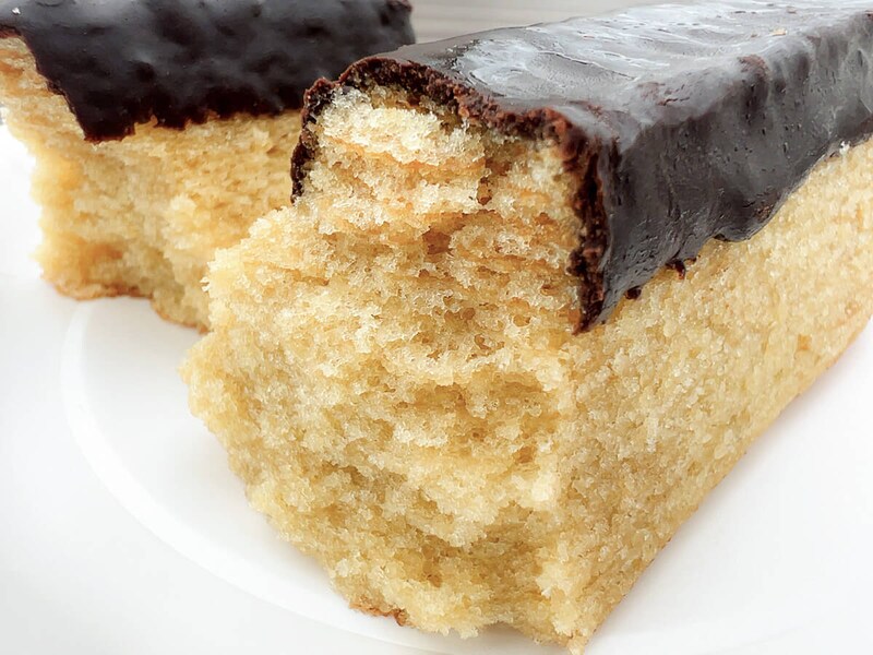 無印良品「不揃いバウム チョコがけバナナ」