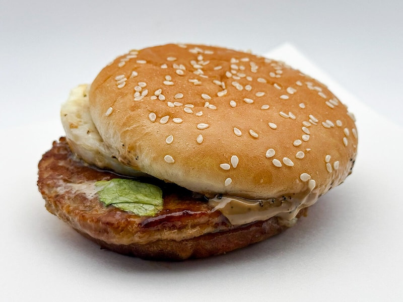 マクドナルド「焦がしにんにくマヨたまごてりやき」