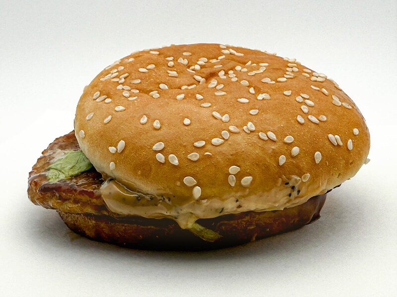 マクドナルド「焦がしにんにくマヨたまごてりやき」