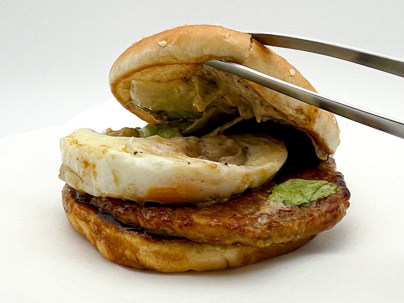 マクドナルド「焦がしにんにくマヨたまごてりやき」