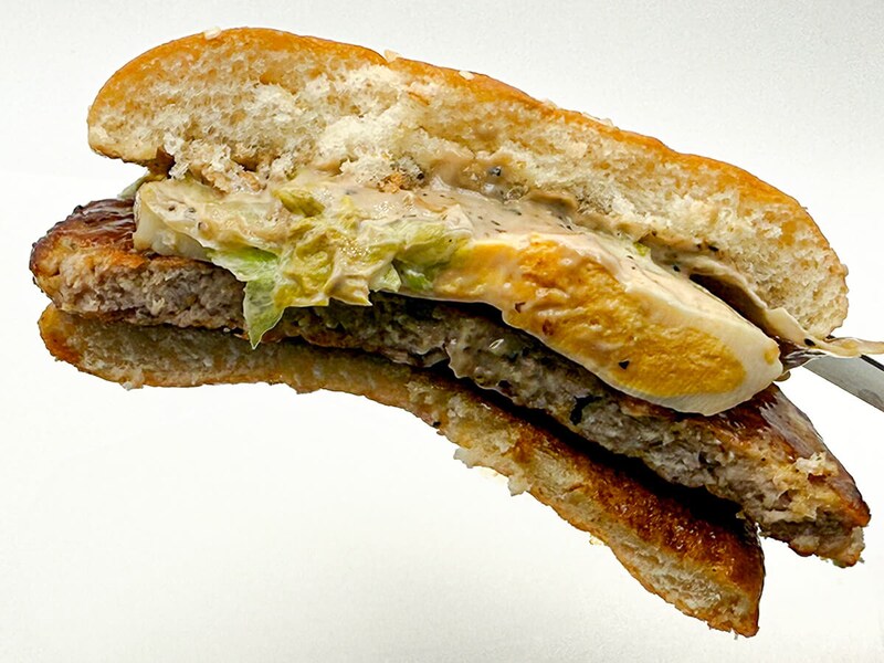 マクドナルド「焦がしにんにくマヨたまごてりやき」