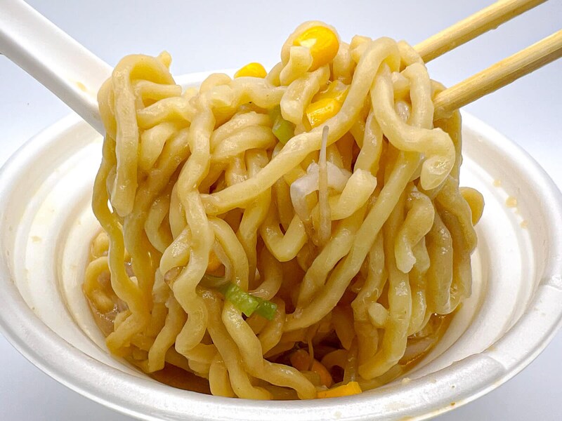 セブン「濃厚味噌バターコーンラーメン」