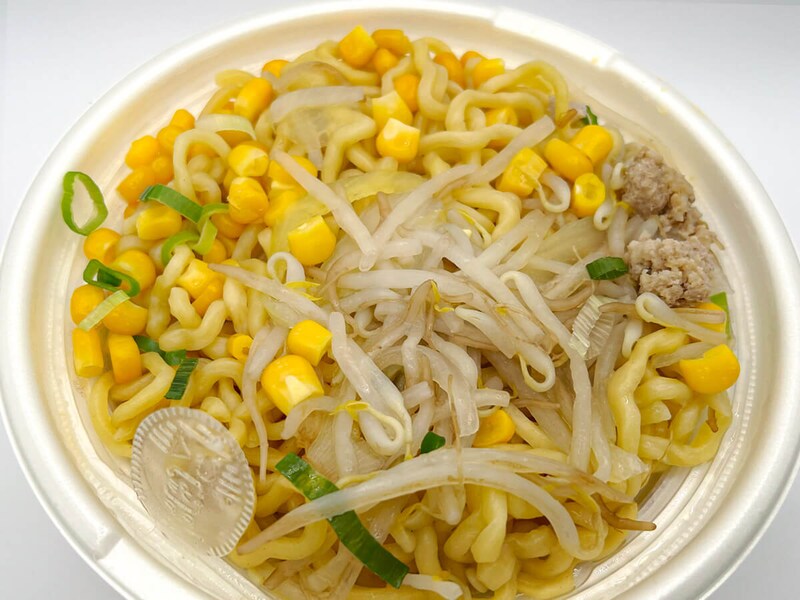 セブンイレブン「熟成ちぢれ麺 濃厚味噌バターコーンラーメン」