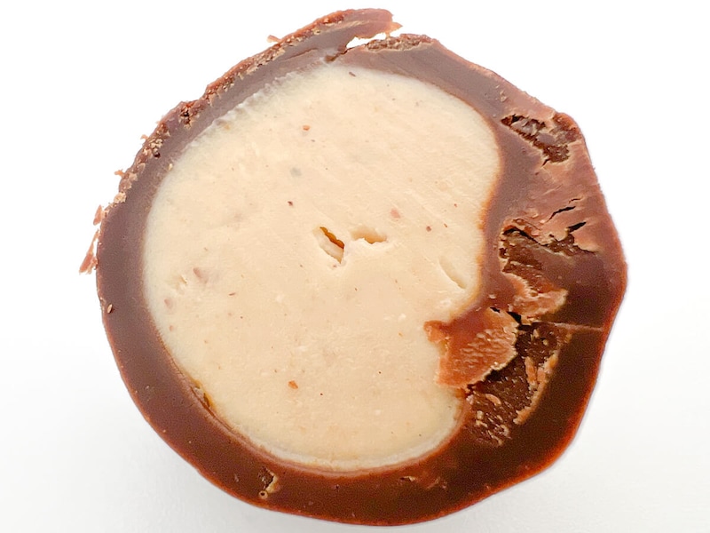 無印良品「ボンボンショコラ ヘーゼルナッツ＆塩キャラメル」