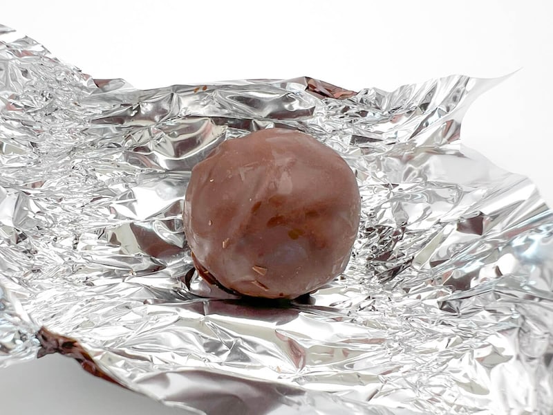 無印良品「ボンボンショコラ ヘーゼルナッツ＆塩キャラメル」