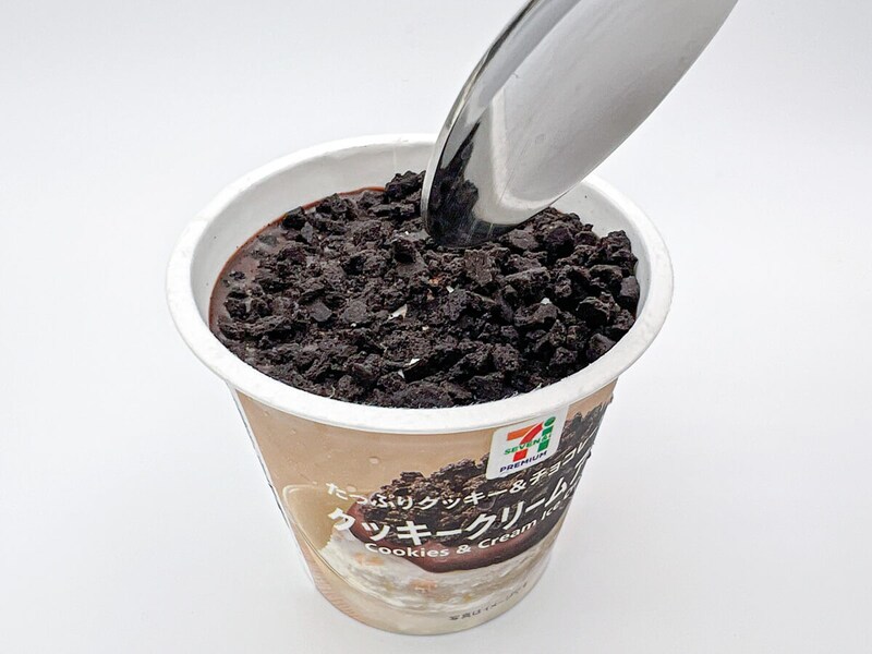 セブンイレブン「7プレミアム クッキークリームアイス」