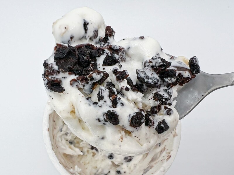 セブンイレブン「7プレミアム クッキークリームアイス」