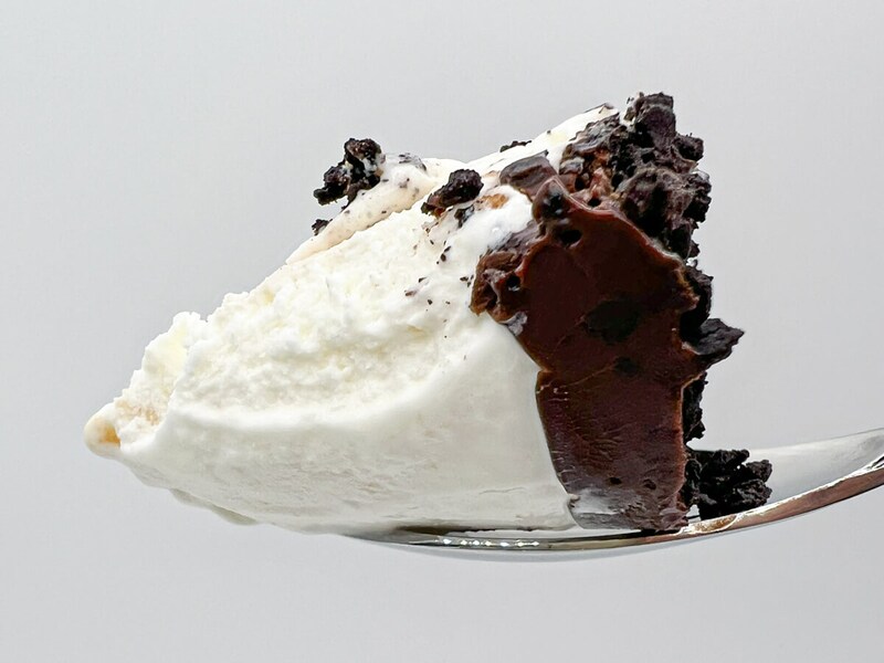 セブンイレブン「7プレミアム クッキークリームアイス」