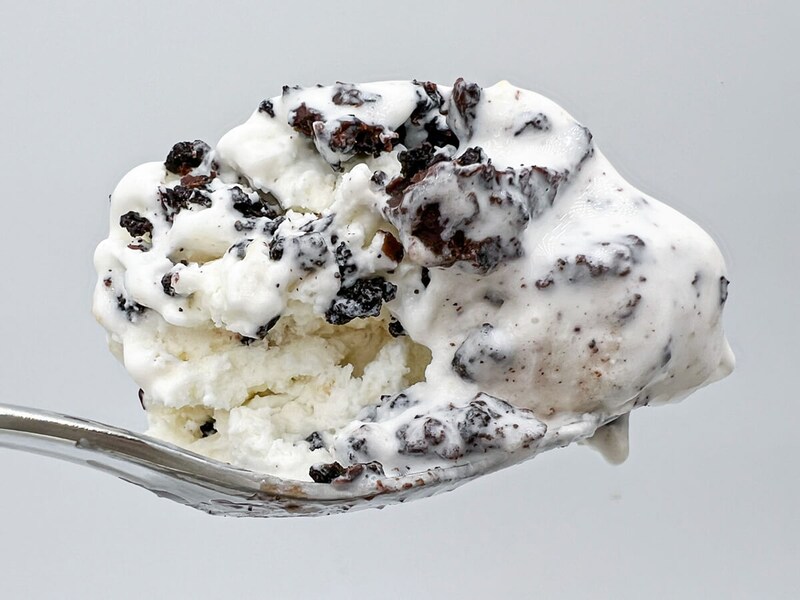 セブンイレブン「7プレミアム クッキークリームアイス」