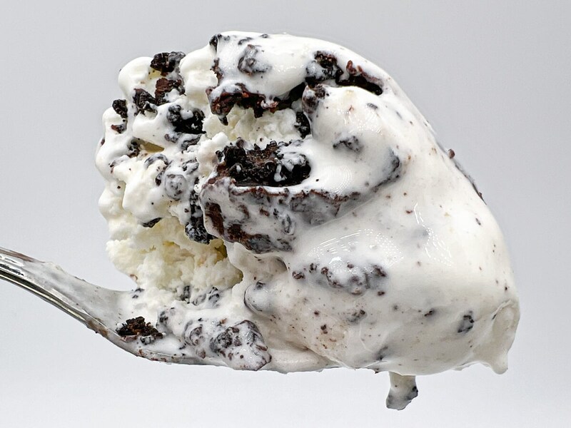 セブンイレブン「7プレミアム クッキークリームアイス」