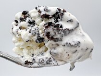 セブン、バカうま！「メチャクチャ美味しい」「至福に包まれる」新作アイス大反響