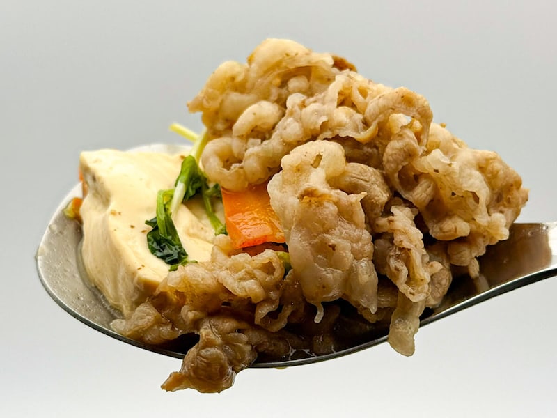 吉野家「ばり嗎監修とんこつ醤油牛鍋膳」