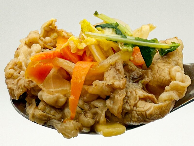 吉野家「ばり嗎監修とんこつ醤油牛鍋膳」