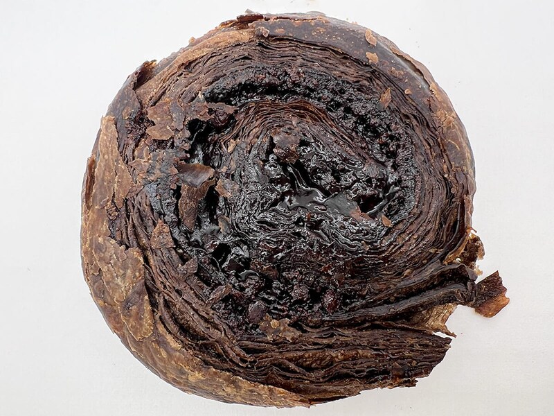 ローソン「ショコラクイニーアマン」